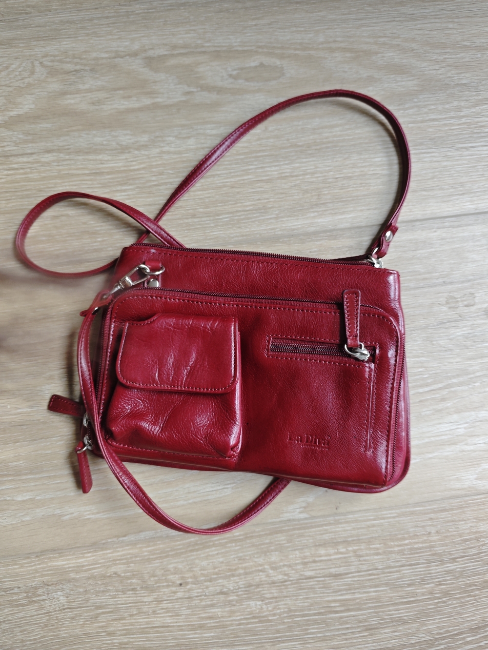 Vintage Italian La Diva  Red Leather Crossbody